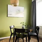 Renovated 1br In Downtown With Location アパート トゥルク