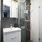 Renovated 1br In Downtown With Location アパート *