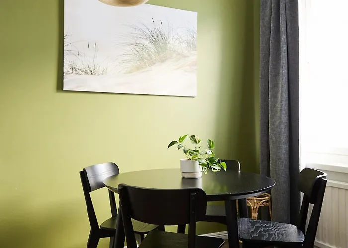 Renovated 1br In Downtown With Location Lägenhet Åbo